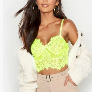 Bralette - Säljer denna oanvända braletten. Supersnygg i spets.