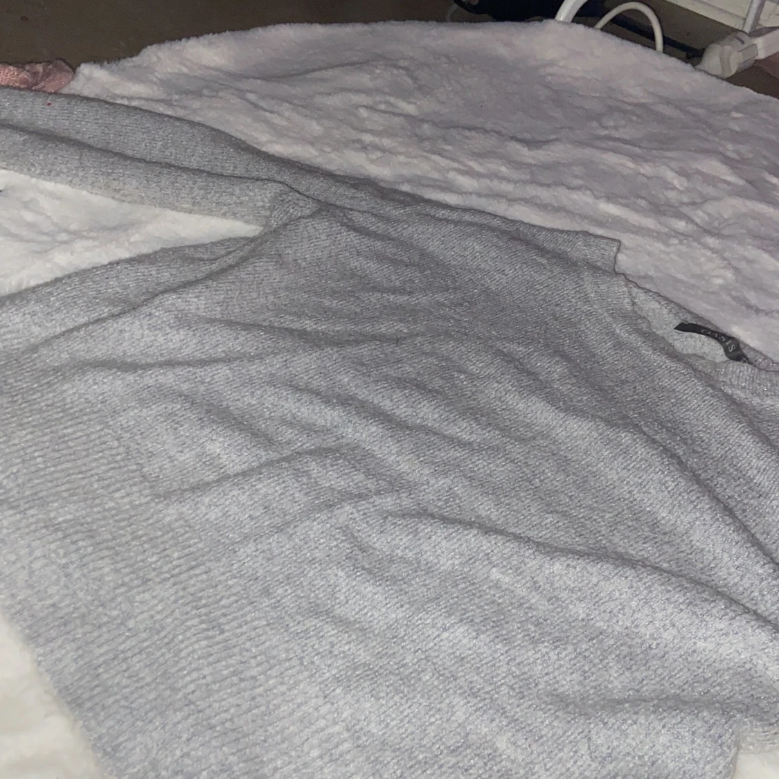 Mjuk skön grå tröja  - 90