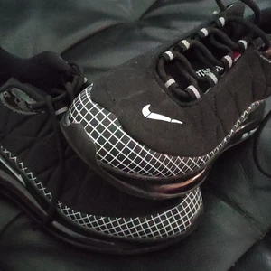 Nike 38 - Nyskick! Endast provade