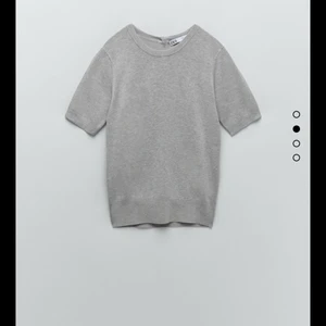 ny zara topp - Stickad topp ifrån zara, helt ny, passar S/M