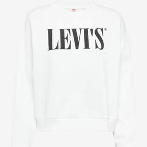 Säljer denna sweater från Levis. Använd fåtal gånger och inte fläckar/sminkfläckar. Storlek S. Pris kan diskuteras!