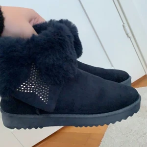 Boots - Lägger upp igen pga oseriösa bud. Superfina och sköna men tyvärr aldrig kommit till användning! Storlek 36 men passar en 37 lika bra, Först till kvarn❤️ (köparen står för frakt)