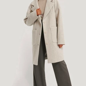 Kappa  - Kappa som jag insett inte passar min stil och inte används längre. Använd ca 9-8 gånger, tvättad 1 gång. Skicka dm så kan jag skicka bilder på den