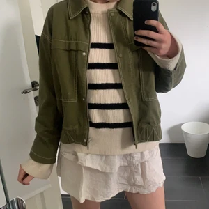 Zara jacka - Jacka från zara storlek M