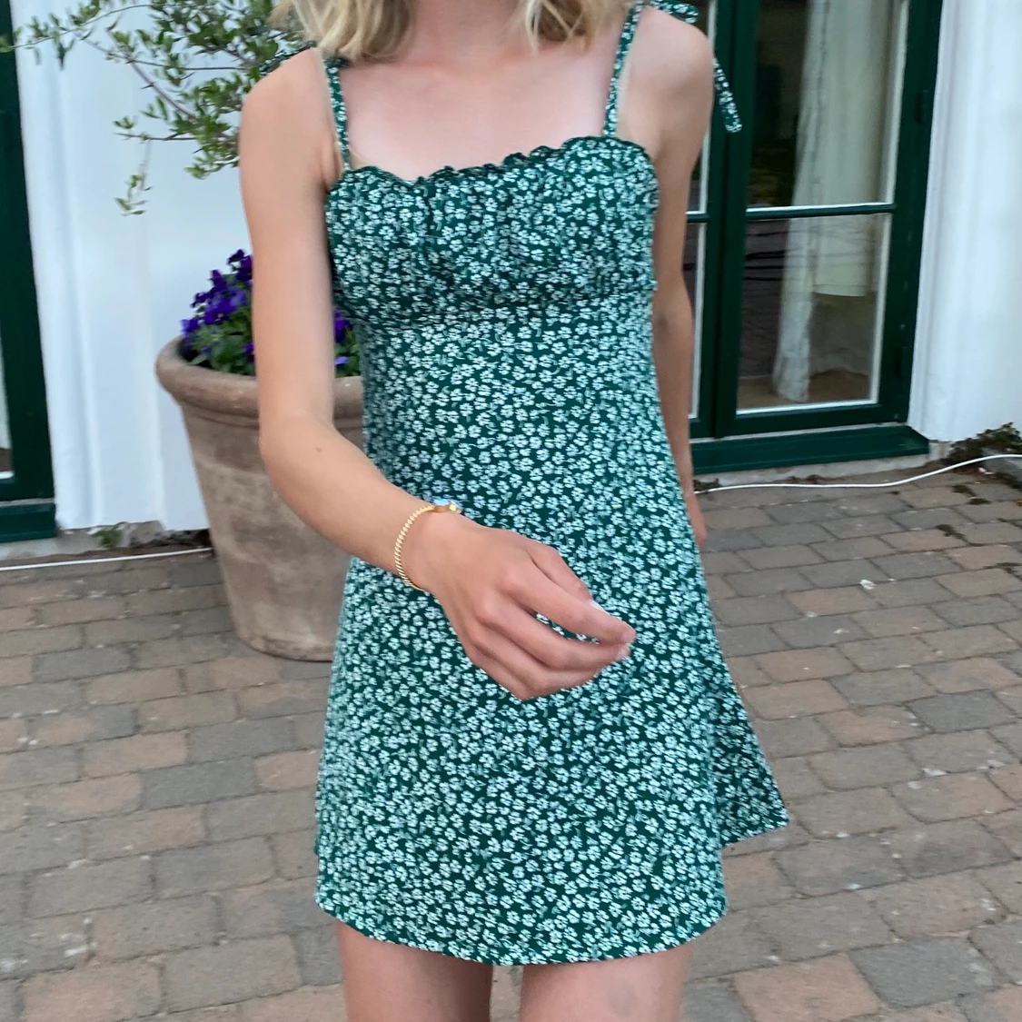 Super söt klänning  - 90