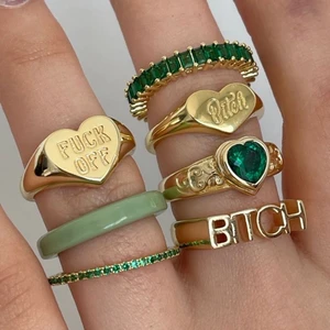 Tävling☁️ - Snart ska vi släppa vår första kollektion och i samband med det tänkte vi ha en tävling! Vi kommer lotta ut hela vår kollektion till en lycklig vinnare + en vän vinnaren väljer ut. Allt man behöver göra för att vara med i tävlingen är att följa oss BÅDE här och på instagram, designbywik⚡️