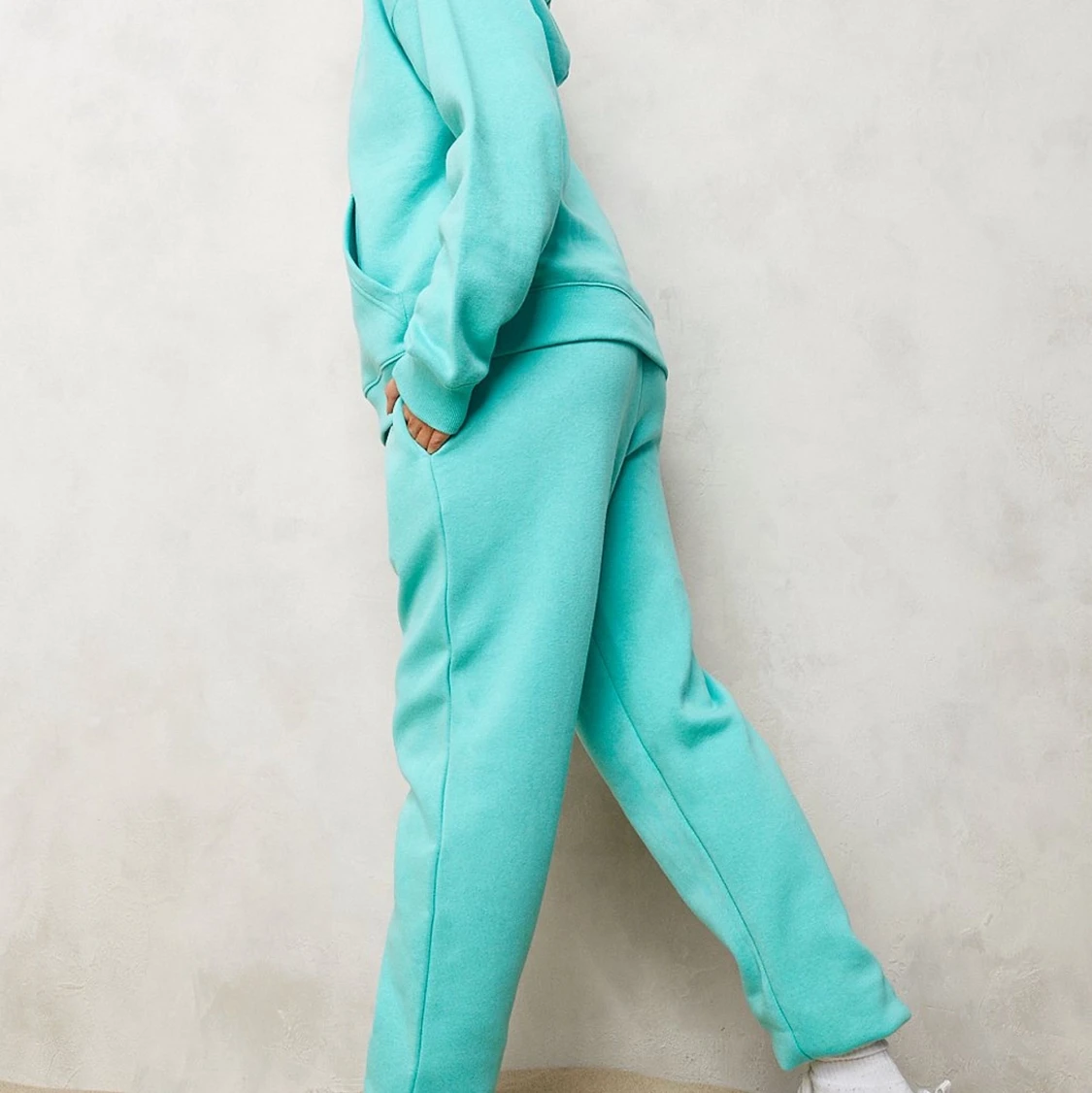 Boohoo oversized mjukis byxor strl S  - 90