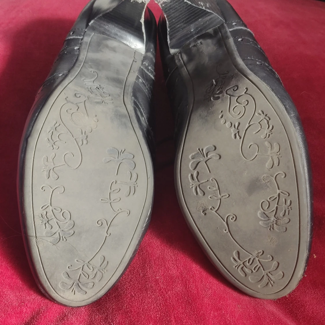 Snörskor med klack, storlek 40 - 91