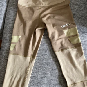 Träning tights  - Träning tights från aimn , storlek S.