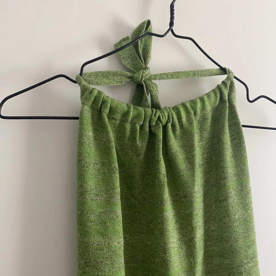 Trendig grön klänning  - 90