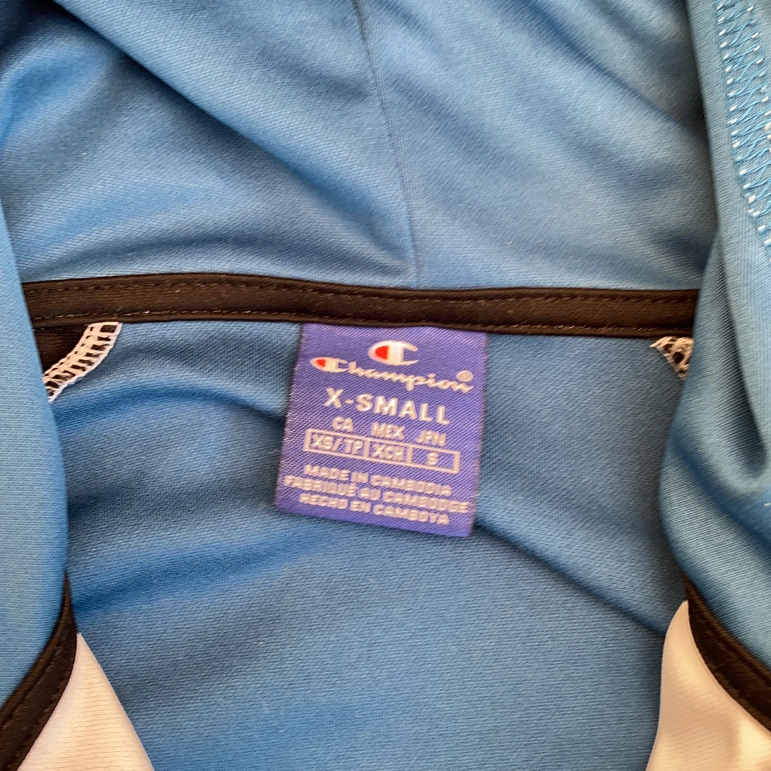 Champion hoodie  - 91