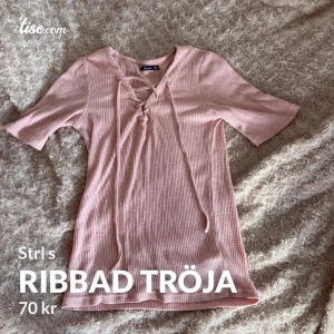 Belte - Säljer denna tröjaför det kommer aldrig till användning. Och den passar inte.