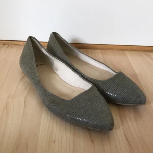 Vagabond flats strl 37 - Vagabond flats, strl 37, Fint skick. Pris exklusive frakt