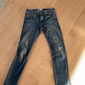 Calvin Klein jeans  - Snygga Calvin Klein jeans i bra skick