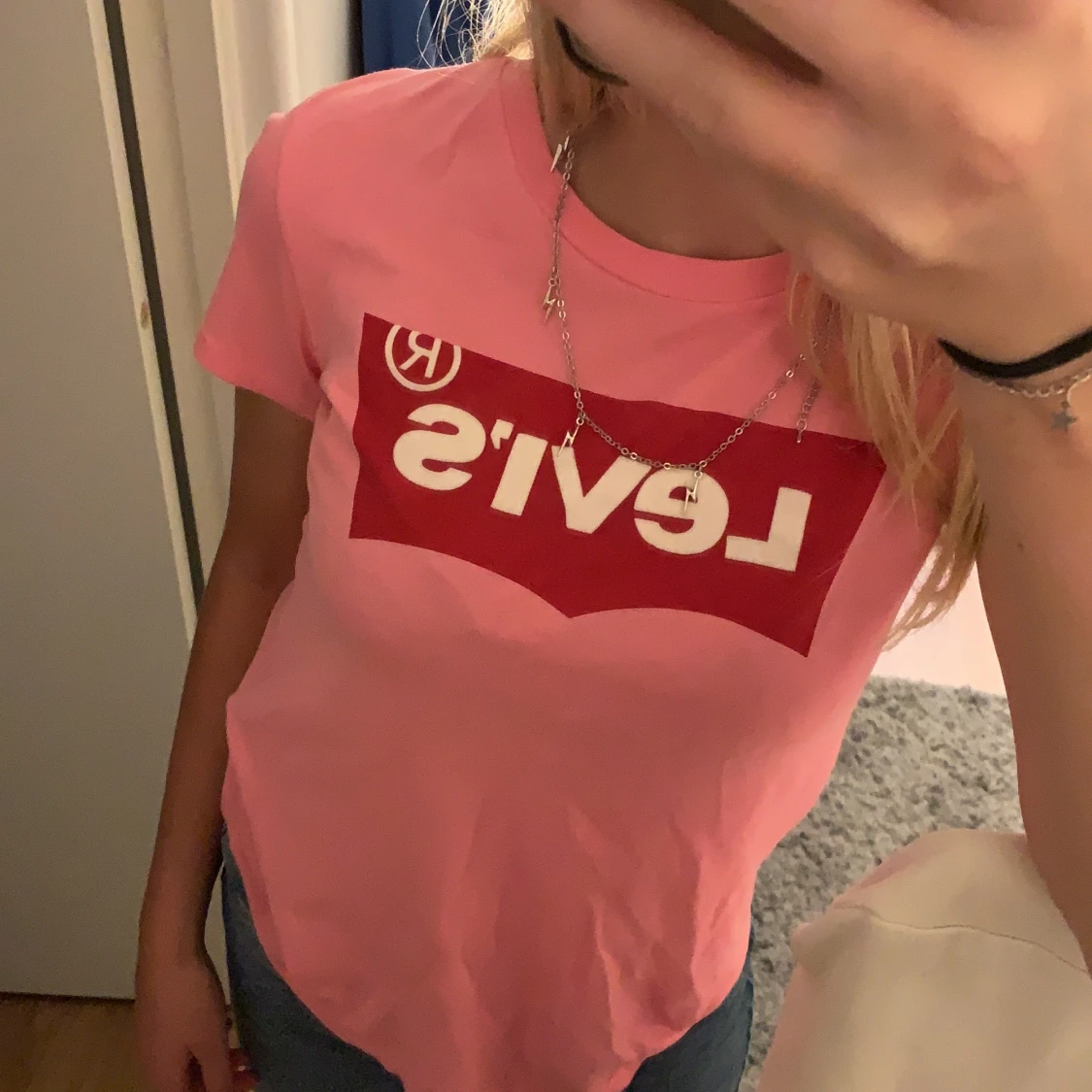 Rosa Levi’s t-shirt
