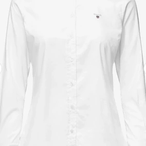 Gant skjorta - Vit, jättefin gant skjorta i bra skick!  storlek 34. Jag säljer pga. Den är för liten på mig….