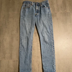 Levis jeans  - Levis jeans w28 l30