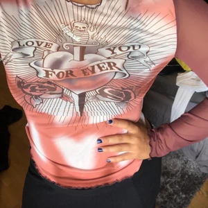 Mesh topp - Så cool mesh topp, minns ej vart den är ifrån! Format kroppen så fint🧡