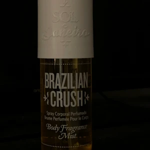 Brazilian Crush 240ml - En body mist som inte kommit till användning då jag har flera olika. Helt oanvänd. Priset kan diskuteras 