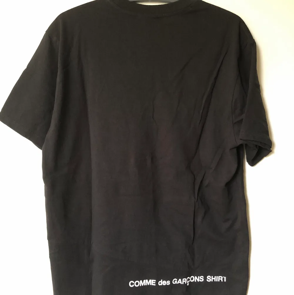 Supreme x CDG / Comme Des Garçons Split Box Logo T-Shirt  Size medium, fits true to size men’s medium.  Great condition, no flaws or damage.  DM if you need exact size measurements.   Buyer pays for all shipping costs. All items sent with tracking number.   No swaps, no trades, no offers. . T-shirts.