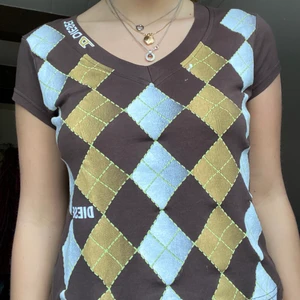 Cool T-shirt  - T-shirt från Diesel som garanterar komplimanger! 🌻🌻 