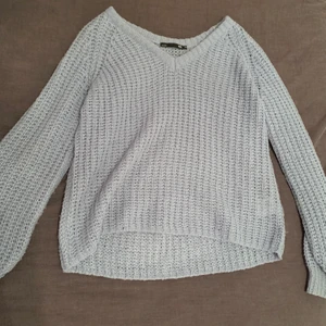 Stickad tröja - Blå stickad tröja, sitter oversized