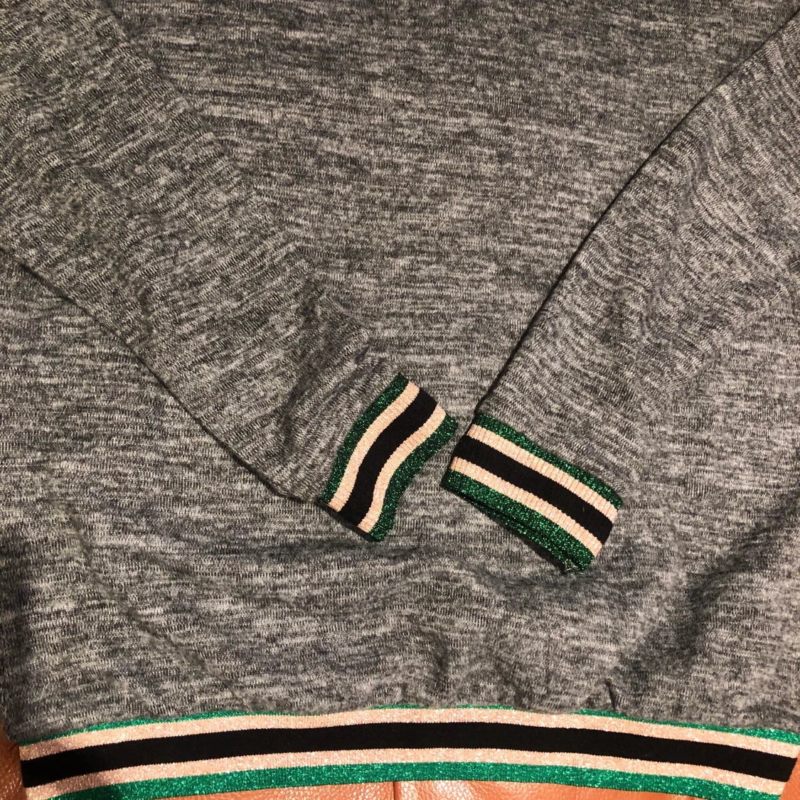 Långärmad tröja ifrån Sisters point - 90