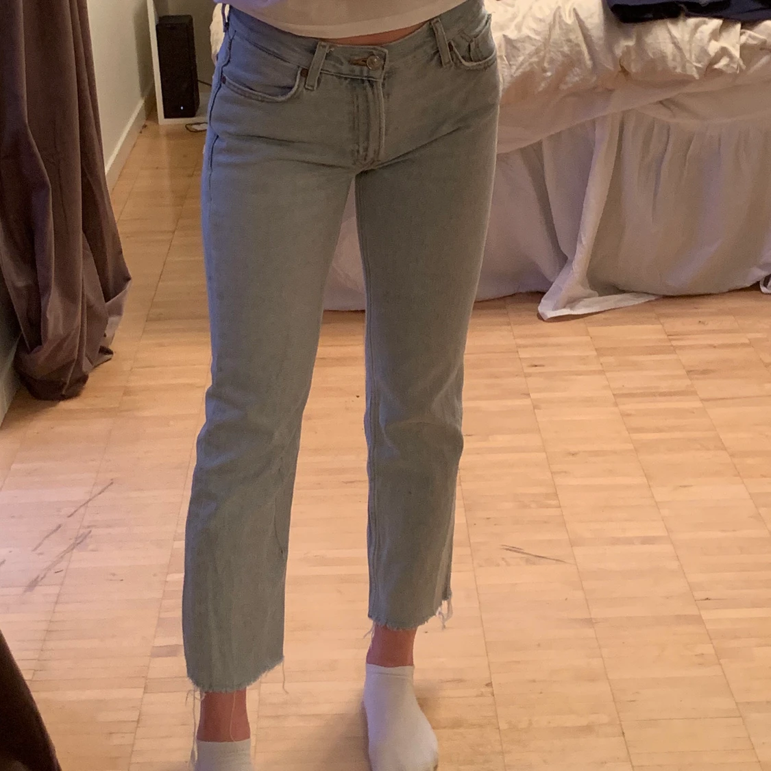 Ljusa jeans