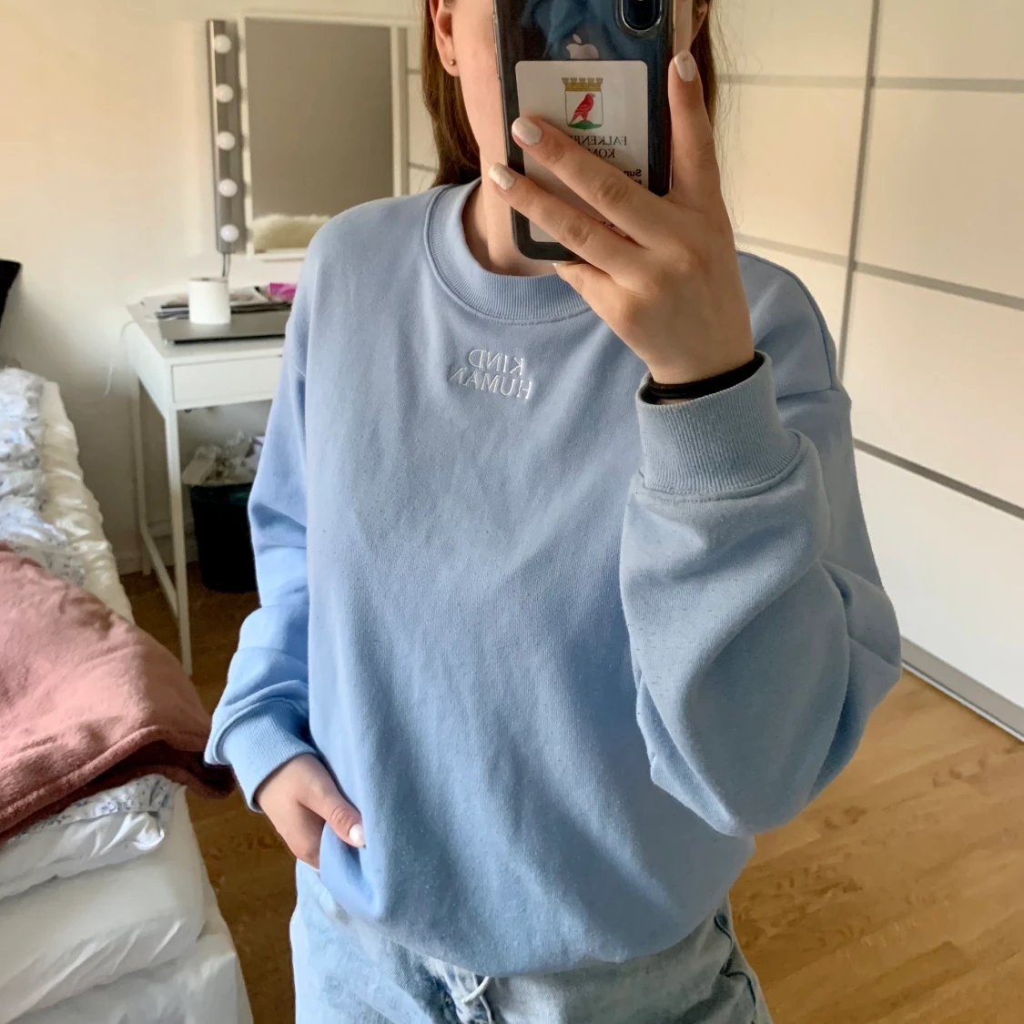 Blå sweatshirt