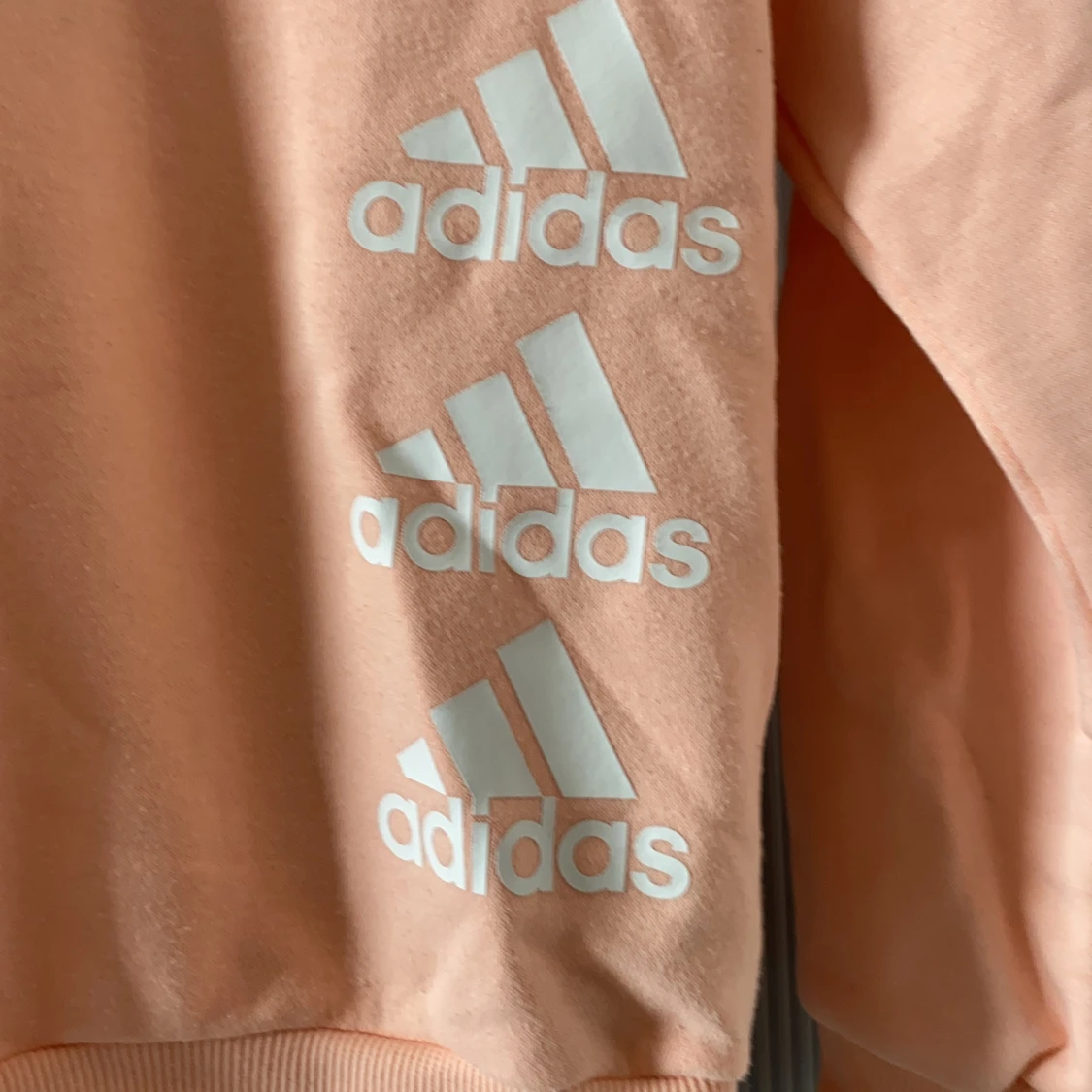 Adidas, Sweatshirt. - 91