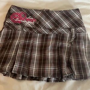 Y2K mini skirt - Supercool mini skirt som ej kommer till användning🧞🧞‍♂️🧜🏽‍♀️