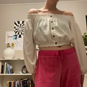 Söt topp - Söt of the shoulder topp, fairy grunge vibe, fri frakt✨