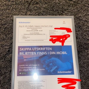 Håkan Hellström biljett - Biljett till Håkan Hellströms konsert. Skulle egentligen spelas 28e Augusti 2020 men blivit framflyttat till 26e Augusti 2022. Ståplats på planen, biljetterna har varit slutsålda i ca 2 år nu. Kan mötas i stockholm annars står köpare för frakt. Tar emot bud.