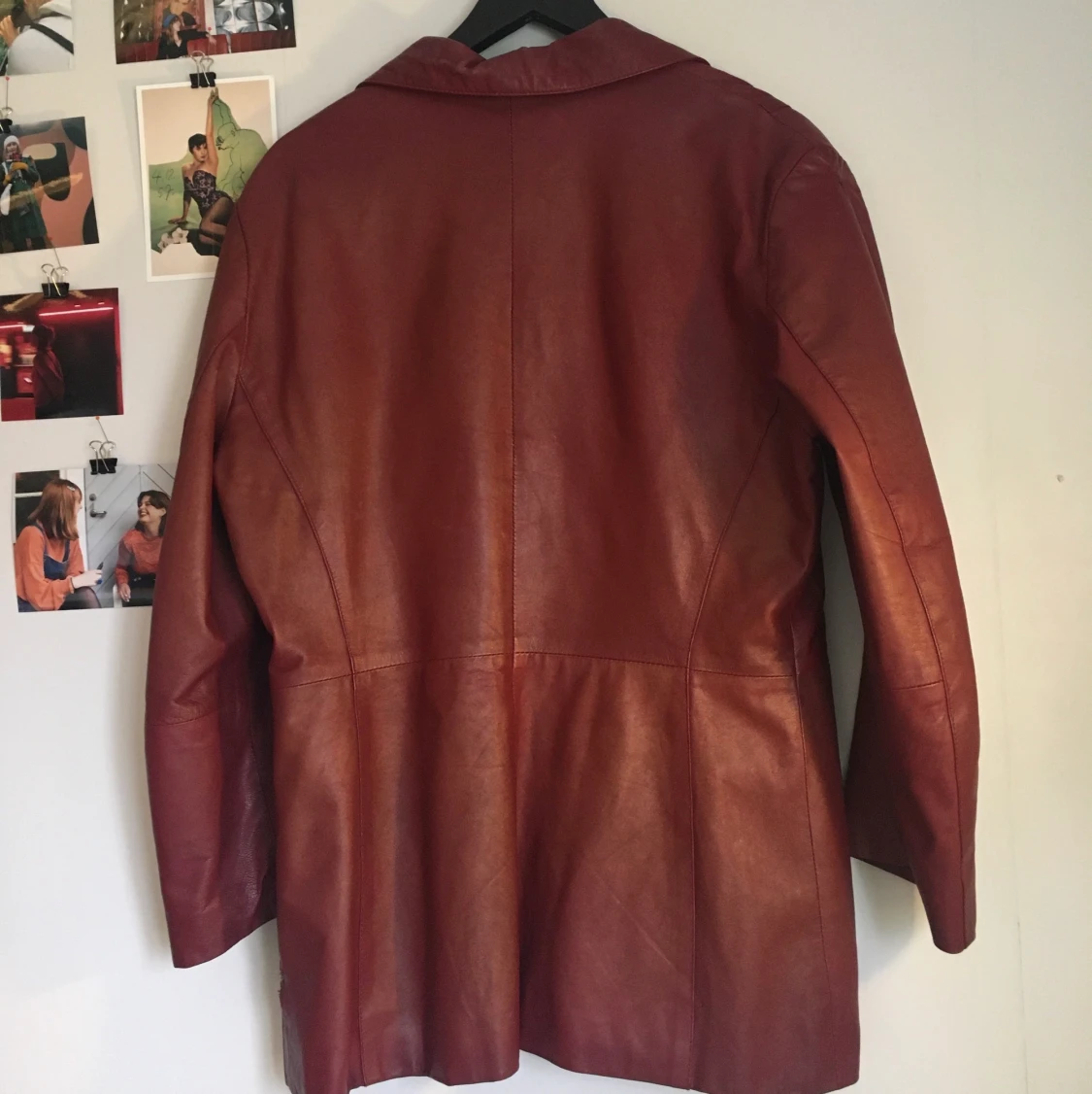 Röd skinnjacka! - 91