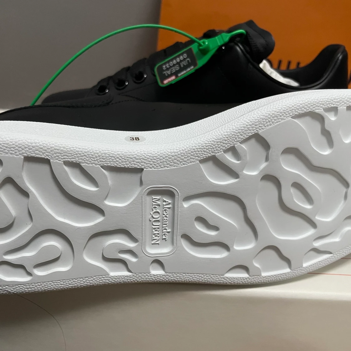 Alexander Mcqueen oanvända - 91