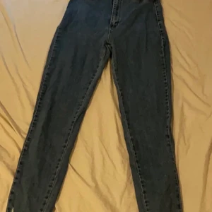 Boohoo Jens! - Fina Jens! Köpare står för frakt🌟