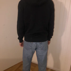 sailracing - snygg svart sailracing zip hoodie