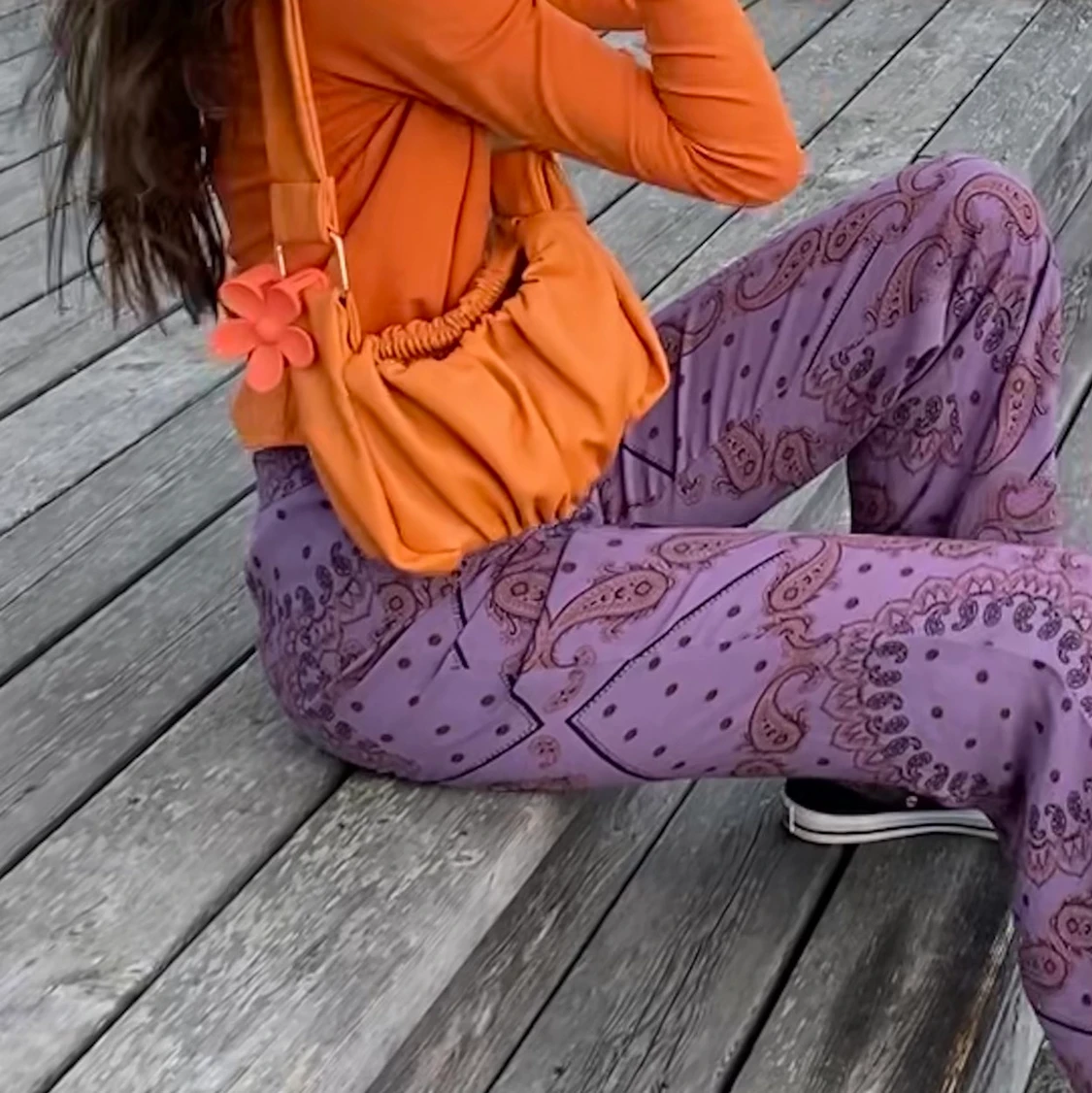 Slutsåld orange asos väska   - 91