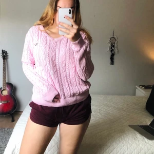 Långärmad tröja - En väldigt fin och mysig tröja från Gardenwear. Storlek: M (38) men känns som L (40)