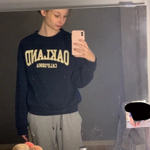 Mörkblå sweatshirt  - Mörkblå Sweatshirt från Shein