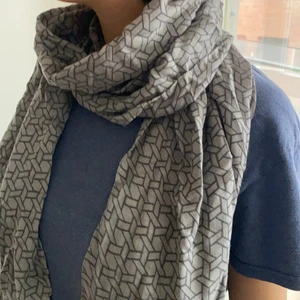 Erfurt halsduk  - Erfurt luxury accessories halsduk cashmere /ull 