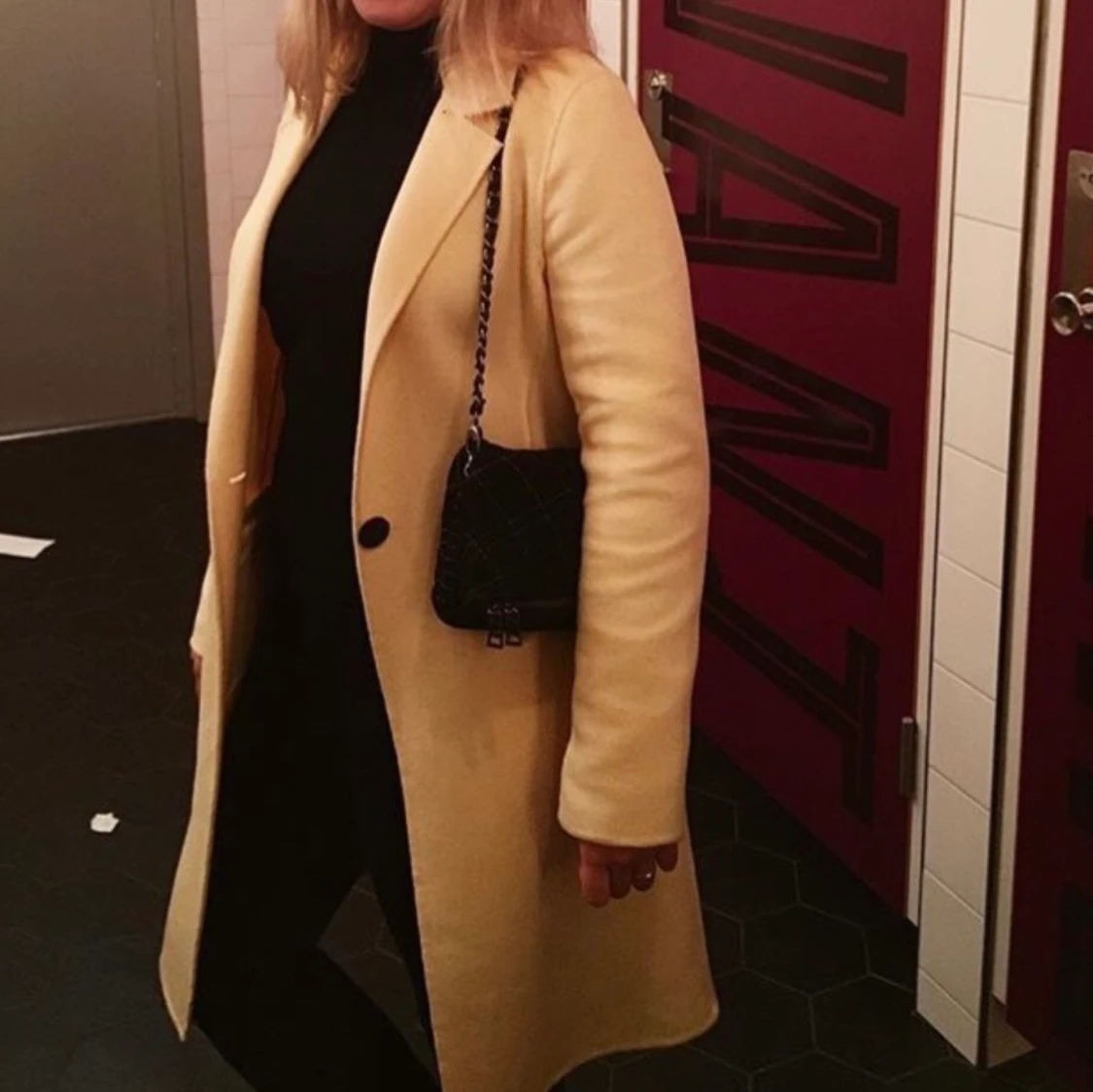 Intressekoll: Gul kappa från zara