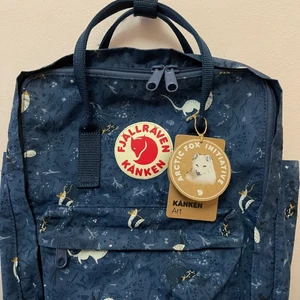 Kånken fjällräven - oanvänd kånken arctic fox art. (Äkta kvitto finns) nypris 1100 kan släppa ner proset för snabbt köp