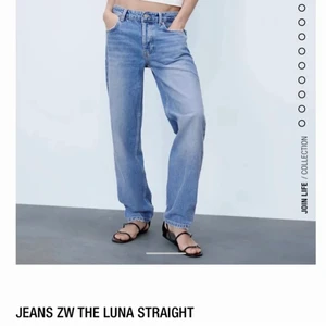 Zara jeans - Säljer dessa i storlek 34 pga för små för mig. Prislapp kvar. 
