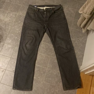 Acne studios straight fit jeans. 32/34 - Exklusiva jeans, sparsamt använda. Väldigt bra skick 