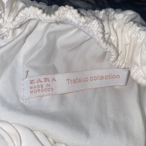 Zara off shoulder - Använt 1 gång, väldigt fin, storlek S