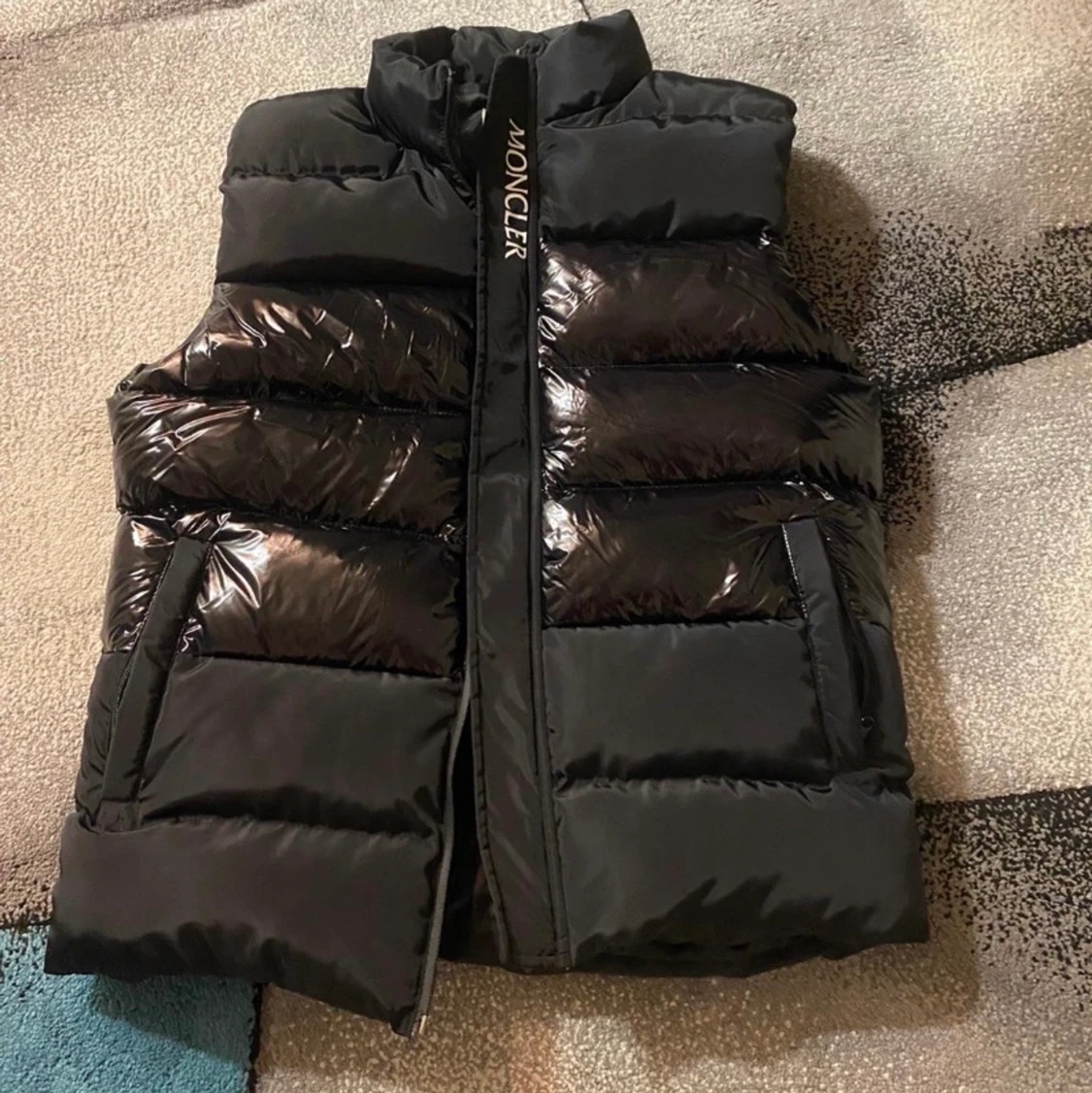 Moncler väst 