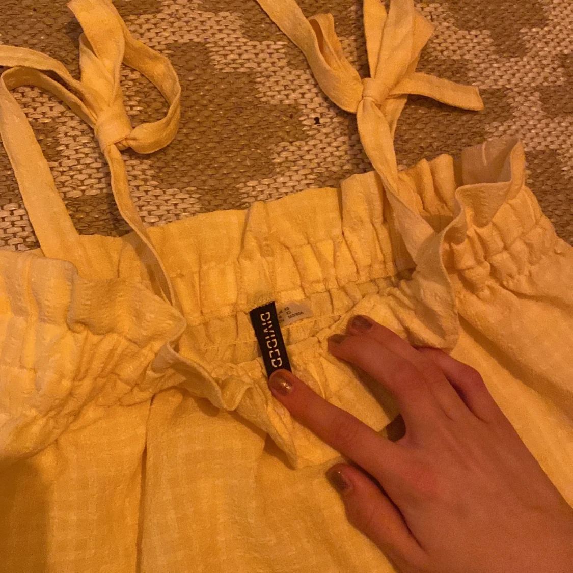 gullig gul topp från hm💗💗🙌  - 91