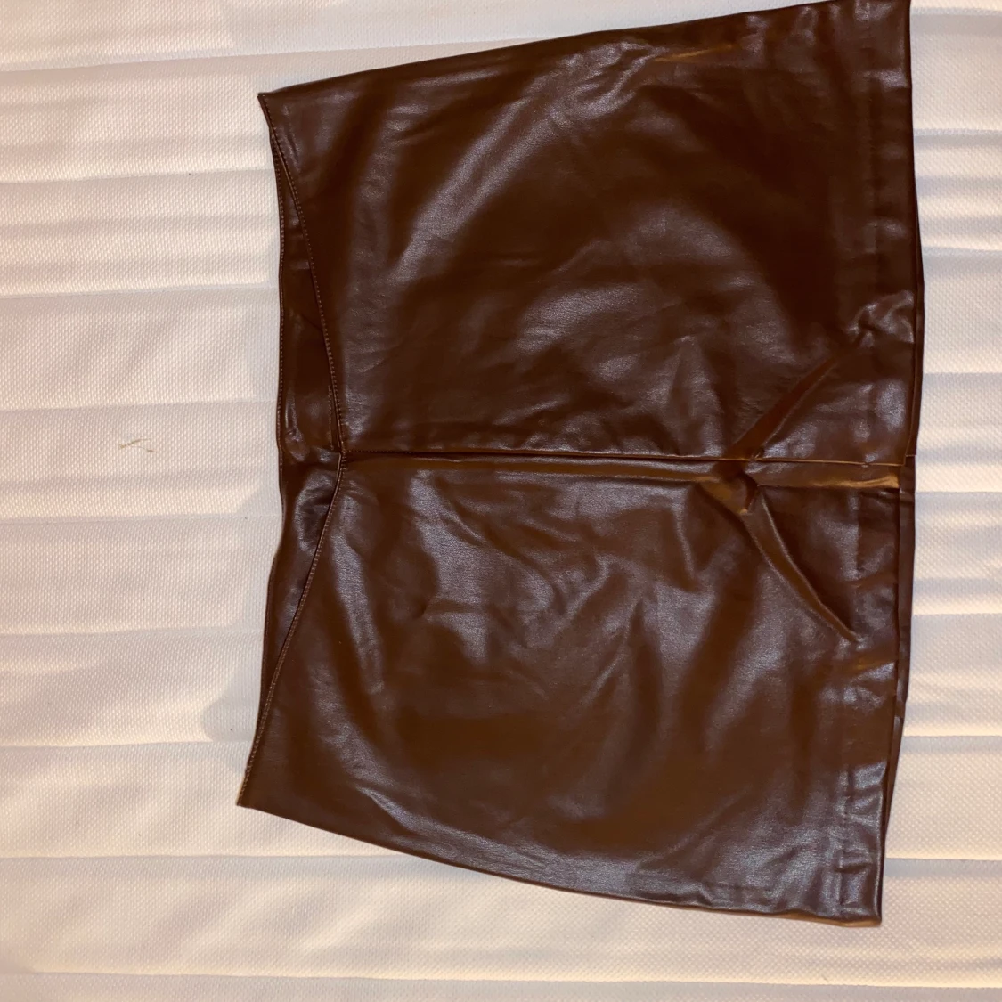 Kjol i fuskläder - 90