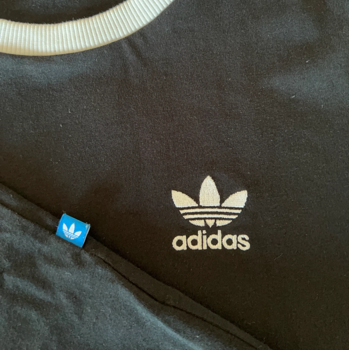 Adidas  - 91